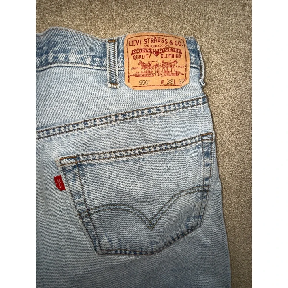 Levi's 550 Jeans Mens 38x32 Blue‎ Denim Cotton Mid Rise Relaxed Fit Straight Leg